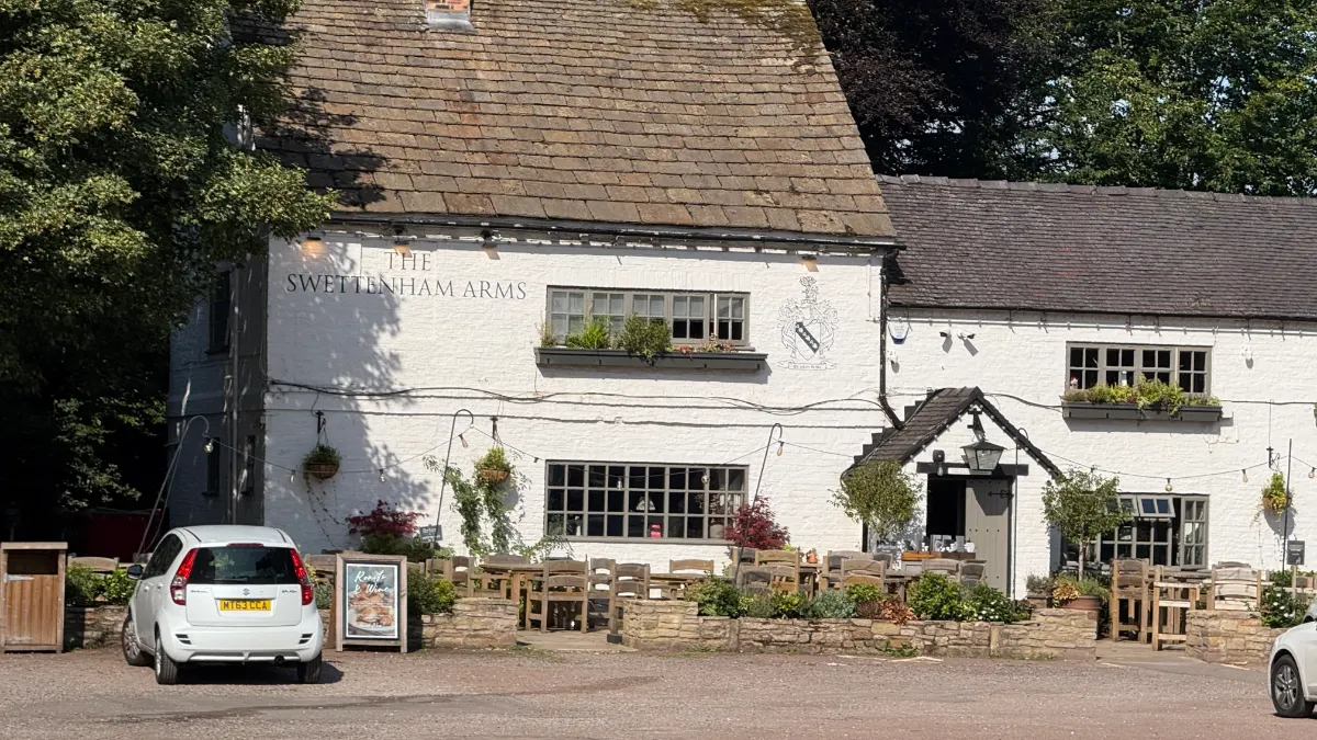 On the Swettenham Pub Walk route